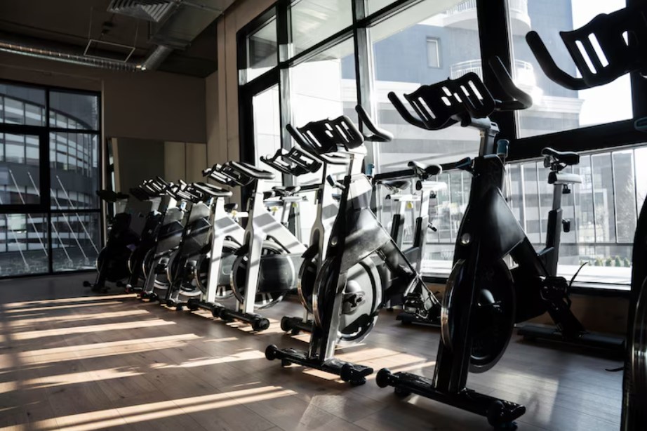 cost-effective commercial gym equipment solutions for fitness businesses